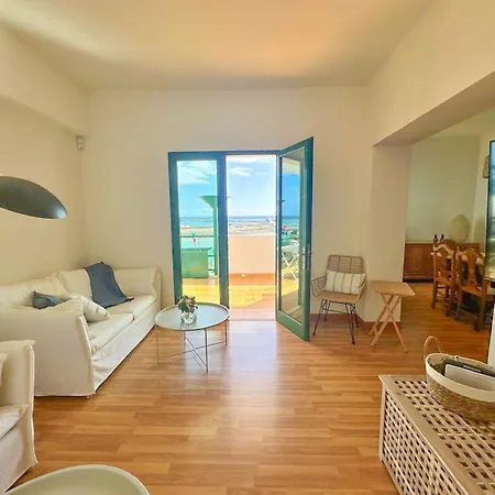 Apartamento La Marina