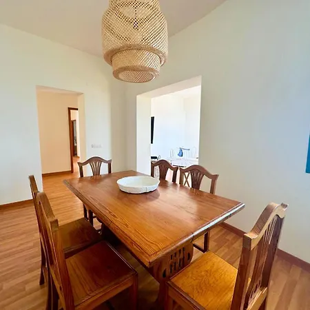 Apartamento La Marina